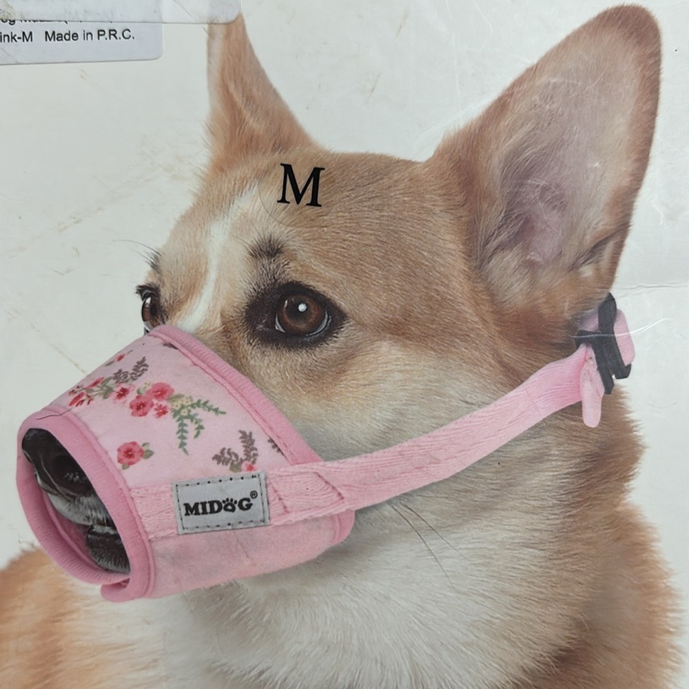 Midog pink flowered muzzle, size medium, NIB.